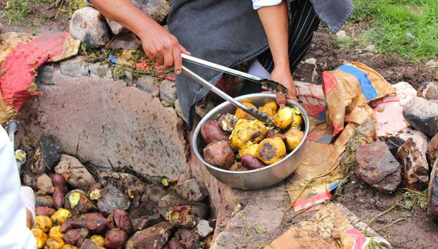 Pachamanca Demonstration & Tasting - Photo 4