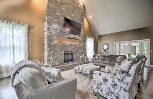 Upstate Hideaway with Hot Tub, 13 Mi to Malone! - Photo 8