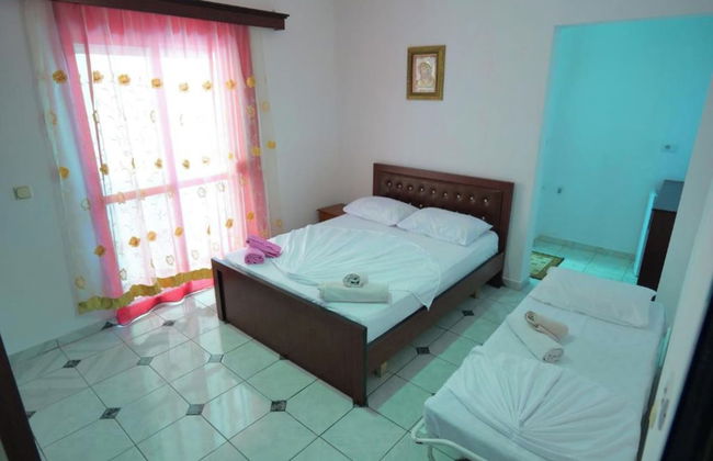 Vila Xhafa - Foto 53