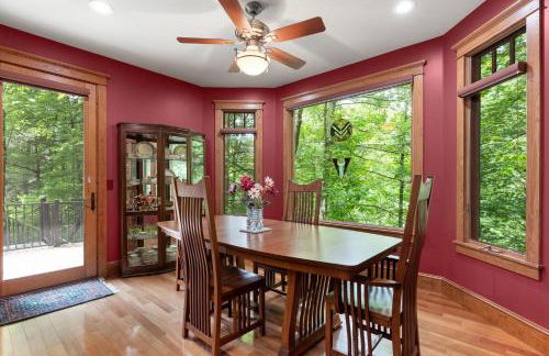 Falling Waters at Rumbling Bald - Foto 12