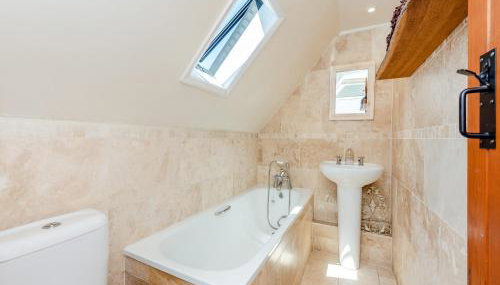 Egmont Farmhouse - Photo 5