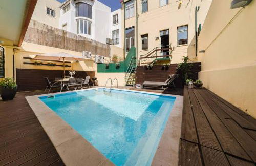 Chiado Gem Private Pool & Patio Retreat - Photo 46
