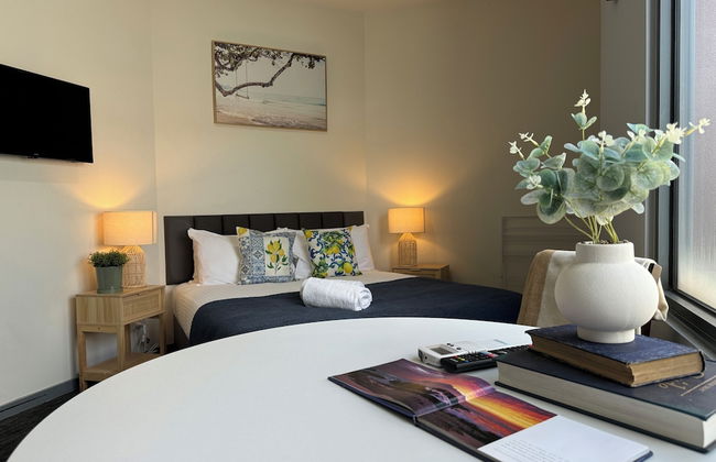 Alston Apartments Hotel - Photo 4