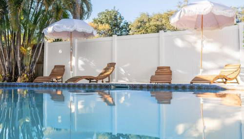 Heated Pool Mini Golf Game Room Fire Pit - Foto 3