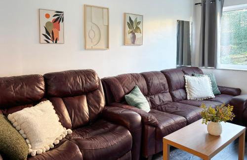 Relaxing Getaway With Hot Tub & Sauna Sleeps 6 - Foto 88