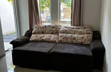 Casa confortável para até 4 pessoas - 2 quartos - ótima localização - Foto 9