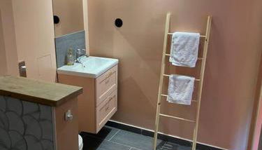 Appartement de Charme dans un Ancien Mas Cévenol piscine et jacuzzi - Photo 4