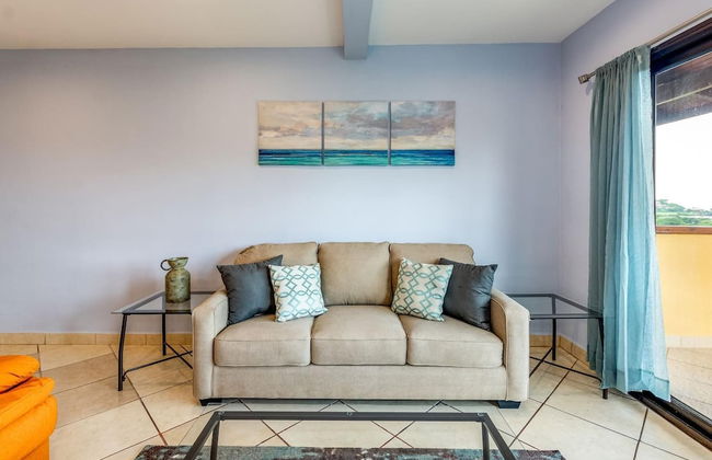 2-Bedroom Condo with Ocean View and Pool - Photo 12