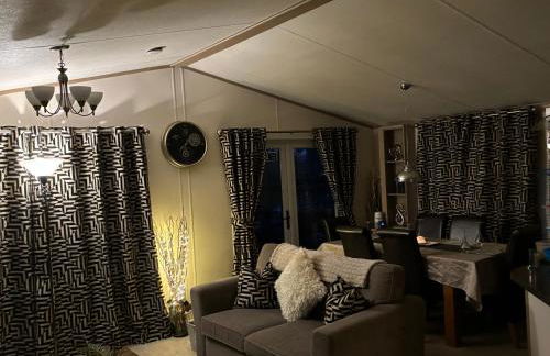 Rachels Luxury Tattershall Hot Tub & Fishing Retreat - Foto 56