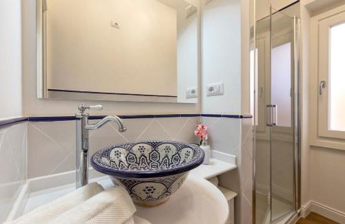 “CIELO E MARE”, CASETTA NEL CUORE DEL BORGO ANTICO / “SKY & SEA”, CHARMING IN THE HEART OF OLD VILLAGE - Foto 17