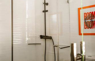 Luxury Waterfront Loft with Panoramic Views - Foto 26