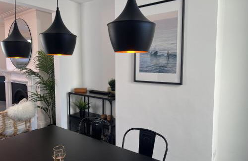 Restored Victorian Home with Private Garden - Foto 18