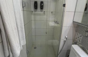 Flat Beach Class Excelsior - Apto Completo para 4 pessoas vista rio e mar - Foto 52