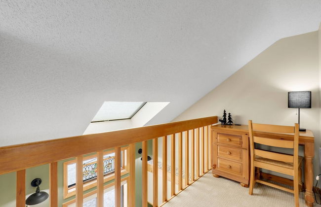 Valley Escape - Photo 27