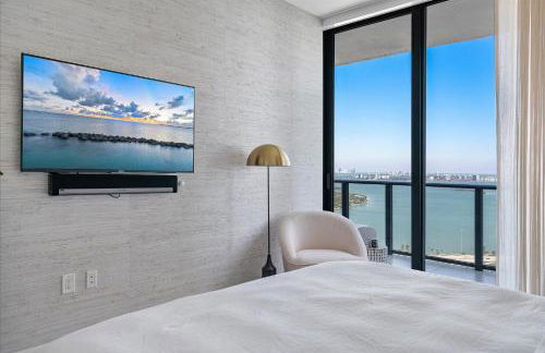 POSH Ocean View Penthouse - Heated Pool, Gym, Office! 10mins Beach - Foto 43