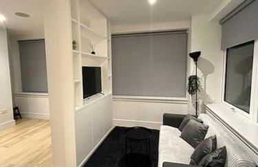 Voyager Haus Apartments, EV Charging Stations, London Heathrow Airport, LHR, Terminal 4, RE-Energise & GO - Foto 37