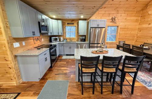 2S New log cabin in Bethlehem - privacy, firepit, great location! - Photo 6