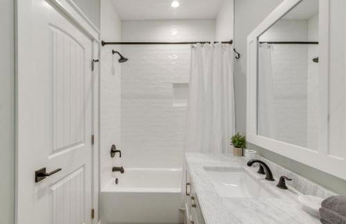 Pool Access, Deck and Patio Bolivar Peninsula Gem - Foto 11