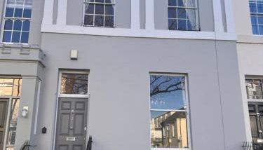 No2 Clarence grade II Regency townhouse short walk to racecourse and town centre - Foto 2