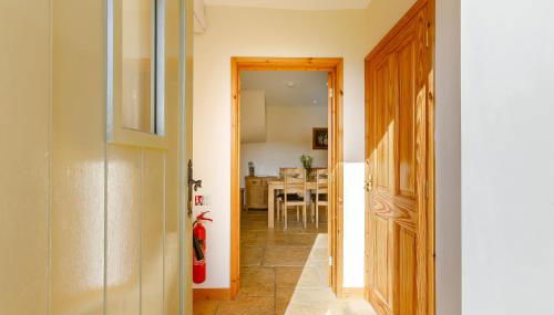 Rose Cottage - Photo 2