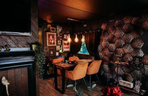 The Velvet Hideaway - Foto 1