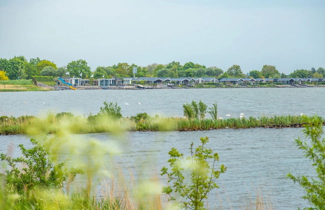 Modern Chalet With Dishwasher on the Markermeer - Photo 35