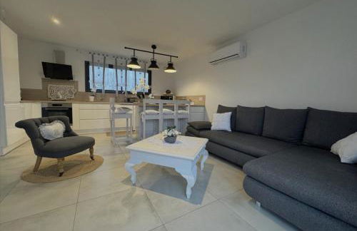 Dépendance de charme - Photo 1