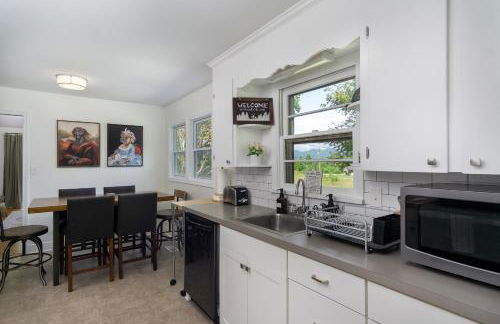 Nomad Retreat Pet-Friendly, Hot Tub & Mountain View - Foto 15