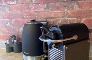 1 bed flat with parking near town centre - Photo 4