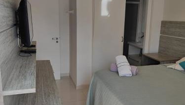 Apartamento com vista para piscina em Angra dos Reis - Condomínio com piscina, bar molhado e marina - Aluguel de Lancha no Local - Foto 3, wardrobe