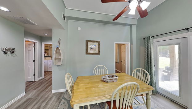 Coastal Hideaway by Silver Sands Vacation Rentals - Foto 5, Servicios del alojamiento