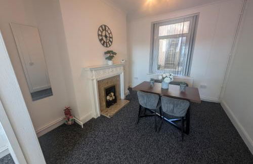 3BR Home Near Swansea City Centre - Foto 5