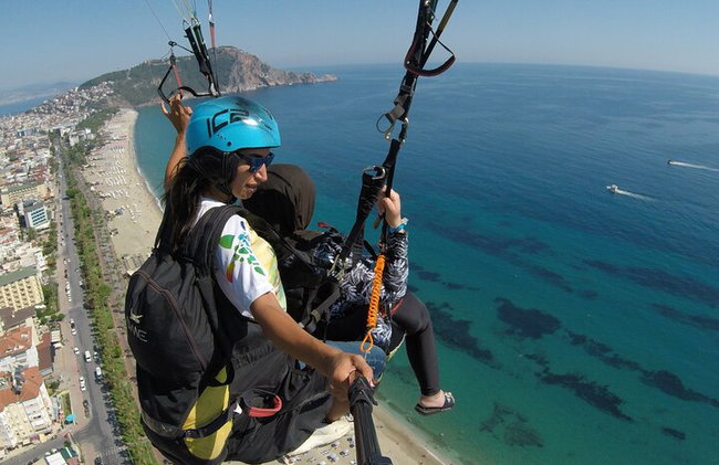 Aventura en parapente en tándem – ¡Vuela sobre las nubes! - Foto 2