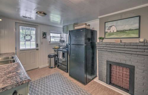 Damascus Cottage with Fire Pit - 1 Mi to Trails - Foto 13