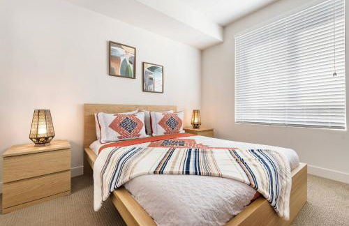 Fancy Irvine Apartment | Shopping + Dining - Foto 21