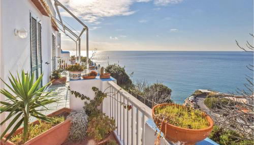 One-Bedroom Apartment In Santangelo Dischia - Foto 1