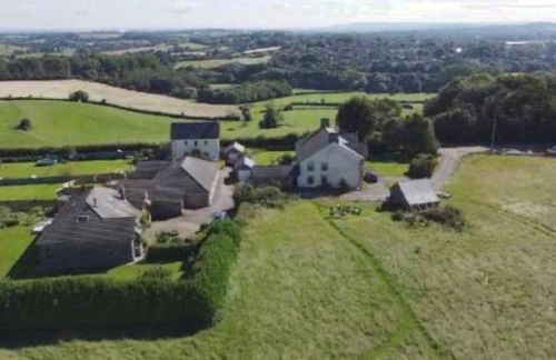 Luxurious Complex: 2 barns together edge of Frome - Photo 76