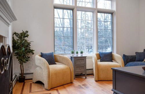 Secluded 9BR Getaway, Pool, Hot Tub & Huge Deck - Foto 43