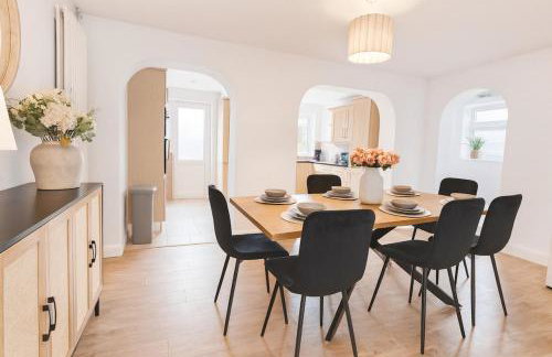 Kempston Home Sleeps 7-9 Long Stays Parking - Foto 15