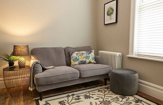 Chic Top Floor Apartment in the Heart of Westbourne Arcade - Foto 5