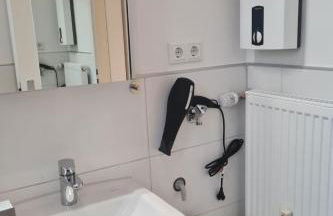 Apartment Zentrale- liebevoll eingerichtete Ferienwohnung by Interhome - Foto 14