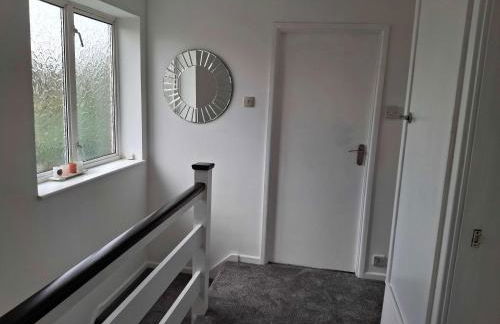 Nicely decorated 3 bedroom house near Heathrow, London - Foto 5