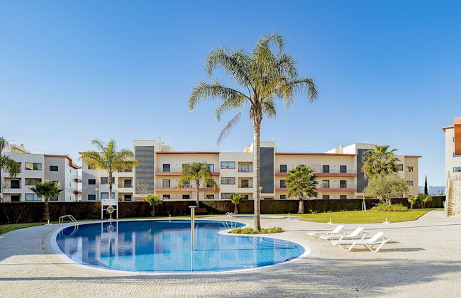 Lagos Central 1 With Pool by Homing - Foto 16