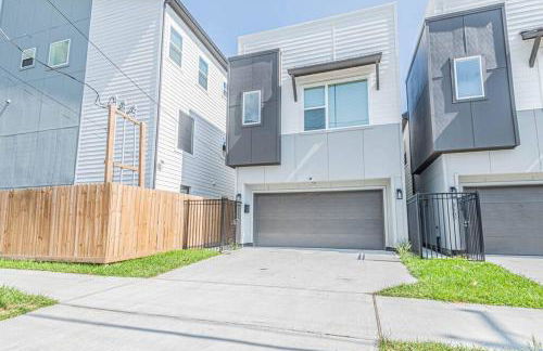 Luxury Home Near Houston Downtown & Medical Center - Photo 31