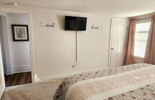 Cute and Cozy 2bed-4 Miles to LU - Foto 7