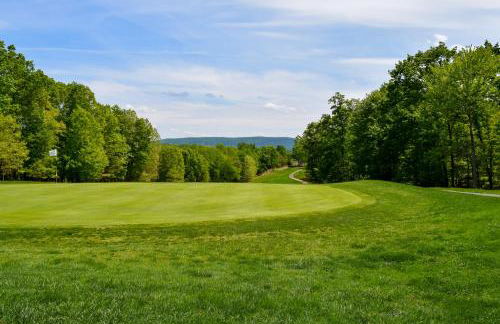 Top-Floor Balcony and Serene Views Huddleston Condo - Foto 43