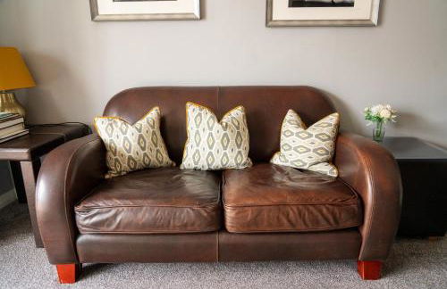 Nr WINDSOR stunning 1 bedroom self contained property in Burnham near Heathrow - Foto 15