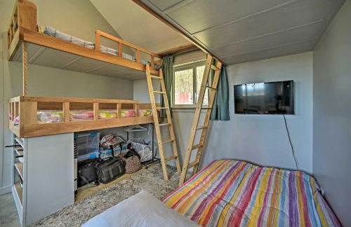 Fire Pit and Gas Grill Secluded Studio in Milford! - Foto 12