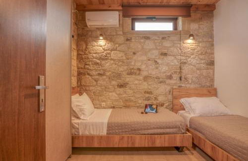 Lithina charm villa with private pool and sea view - Photo 44