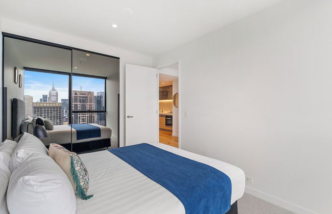 Collins House Apartments by CLLIX - Photo 31